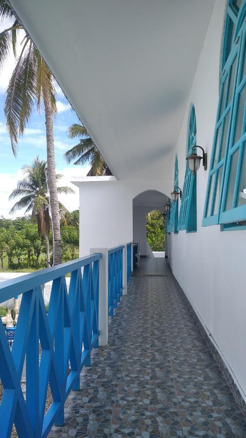 Anjo Maumere Hotel & Restaurant Exterior photo